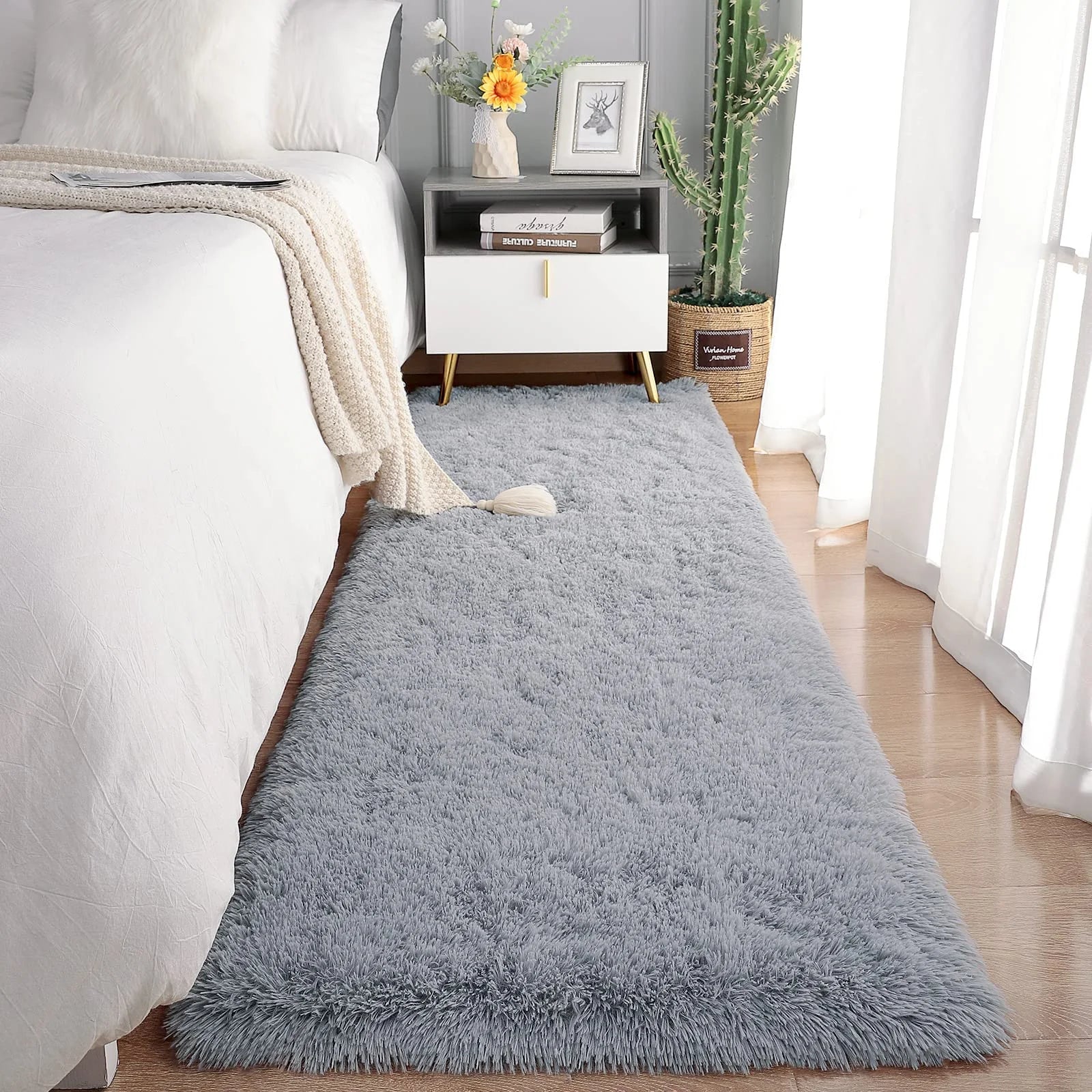 VIKAMA Soft Running Rug, Plush And Fluffy Bedroom And Living Room Carpet, Nursery And Children's Room Floor Mat For Home Decor